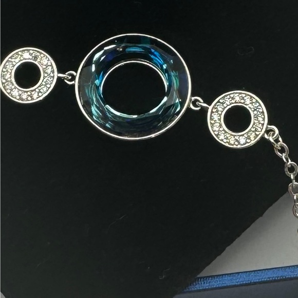 404-MMT Eleshow New 9 Inch Bermuda Blue Setting With Swavorski Style Bracelet. - Picture 7 of 7